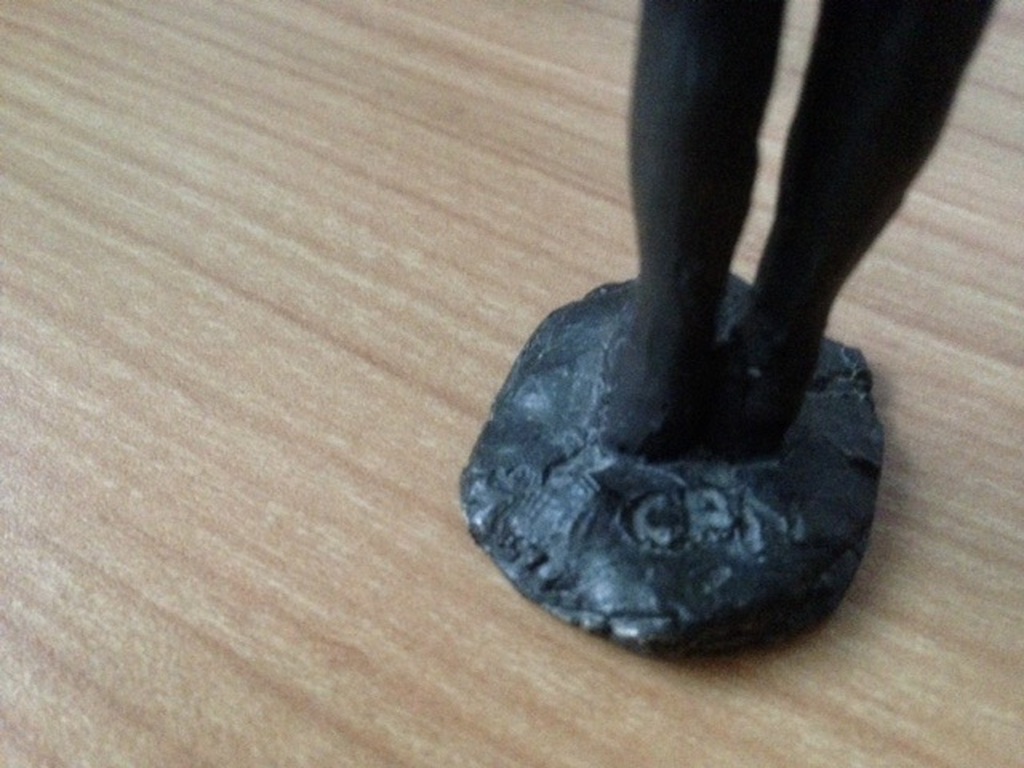 Prachtig bronzen beeldje Corry Ammerlaan 1947 van een meisje - 16 cm hoog.  kopen? Bied vanaf 25!
