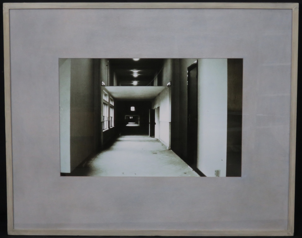 Inez Lenders: Foto, Corridor -Ingelijst kopen? Bied vanaf 1!