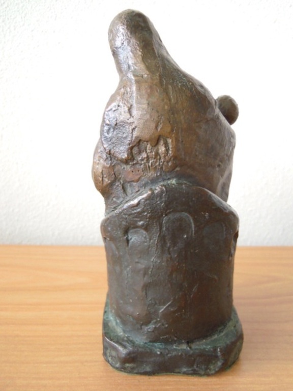 Prachtig bronzen beeld MARIA MET KIND OP SCHOOT. kopen? Bied vanaf 85!