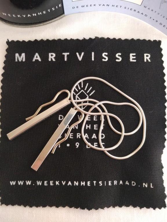 Mart Visser, zilveren sieraad kopen? Bied vanaf 45!