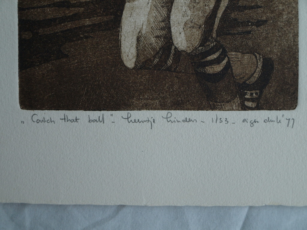 Leentje Linders : Ets en aquatint , Catch that Ball – 1977 kopen? Bied vanaf 25!