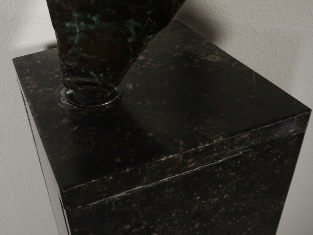 Ad M. Jenner: Bronzen beeld, Z.T. Figuur kopen? Bied vanaf 350!