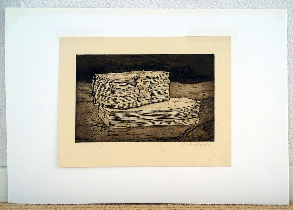 Wout van Heusden, Stilleven met twee boeken, ets, 3e staat, 1946 kopen? Bied vanaf 1!