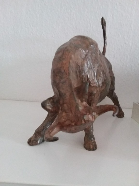 Pierre Chenet: massief brons, stier kopen? Bied vanaf 495!