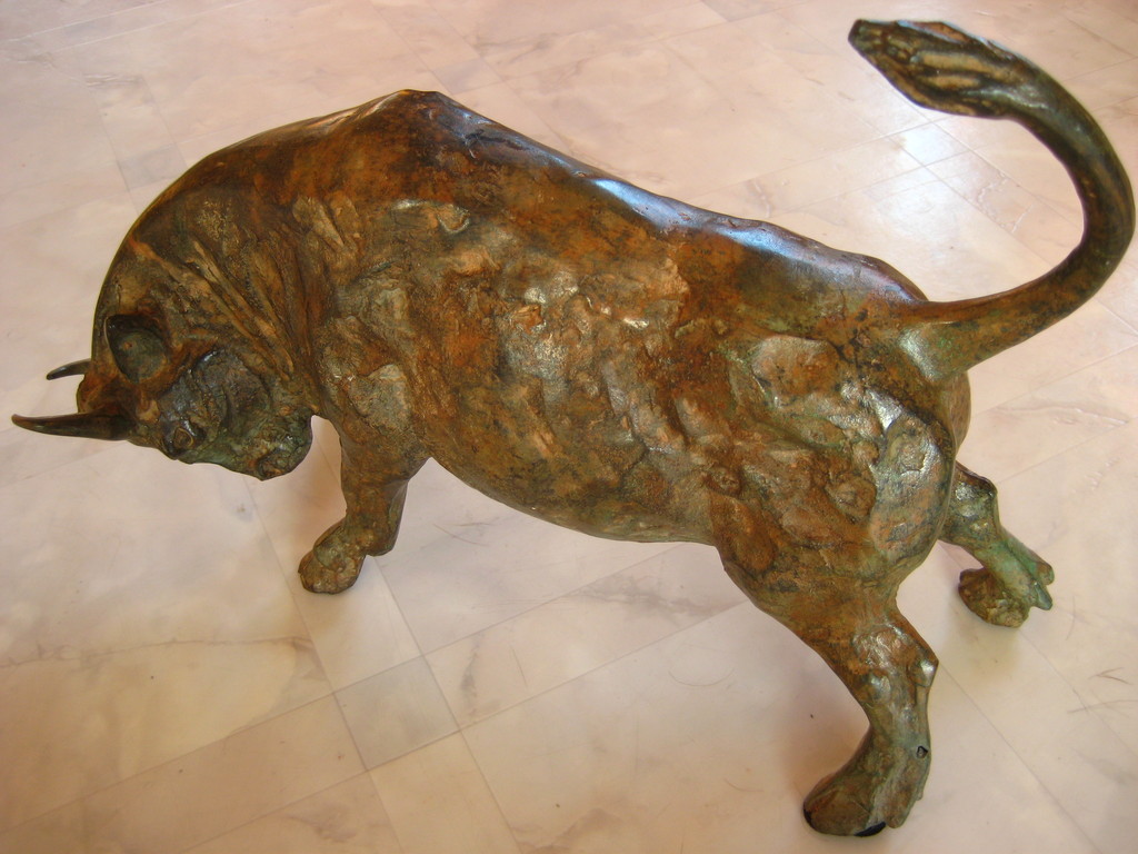 Pierre Chenet. Brons. Charging Bull. verkocht voor € 325!