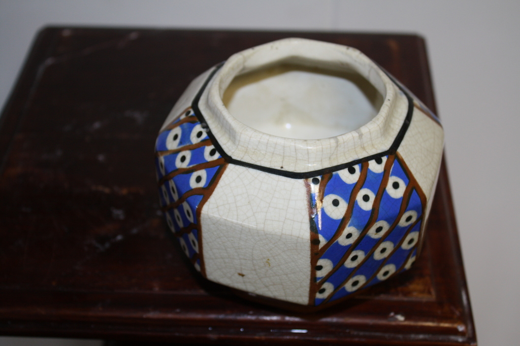 AMC = AUGUSTE MOUSIN CERAMIQUE  - ROSEN BOWL art deco kopen? Bied vanaf 25!