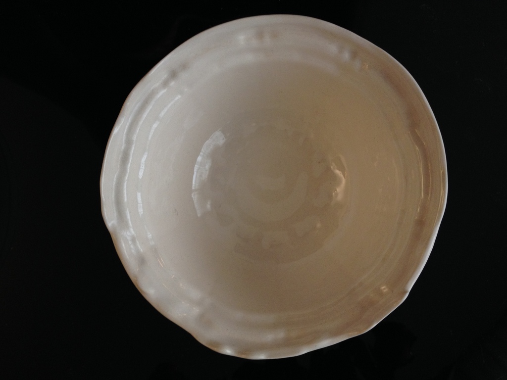 Cora Verhoog (Haarlem 1950): Schaaltje (afdruk kommetje), aardewerk, ca 2012. kopen? Bied vanaf 1!