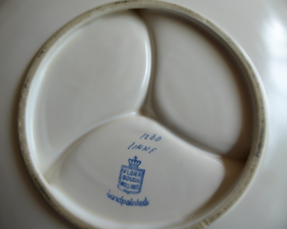 vintage schaal Flora Gouda kopen? Bied vanaf 11!