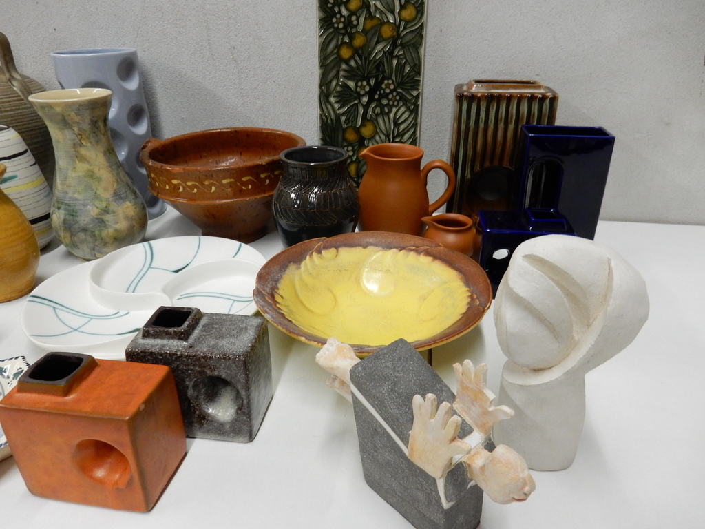 Grote collectie keramiek - Flora Gouda, Workum, West Germany e.a.  kopen? Bied vanaf 1!