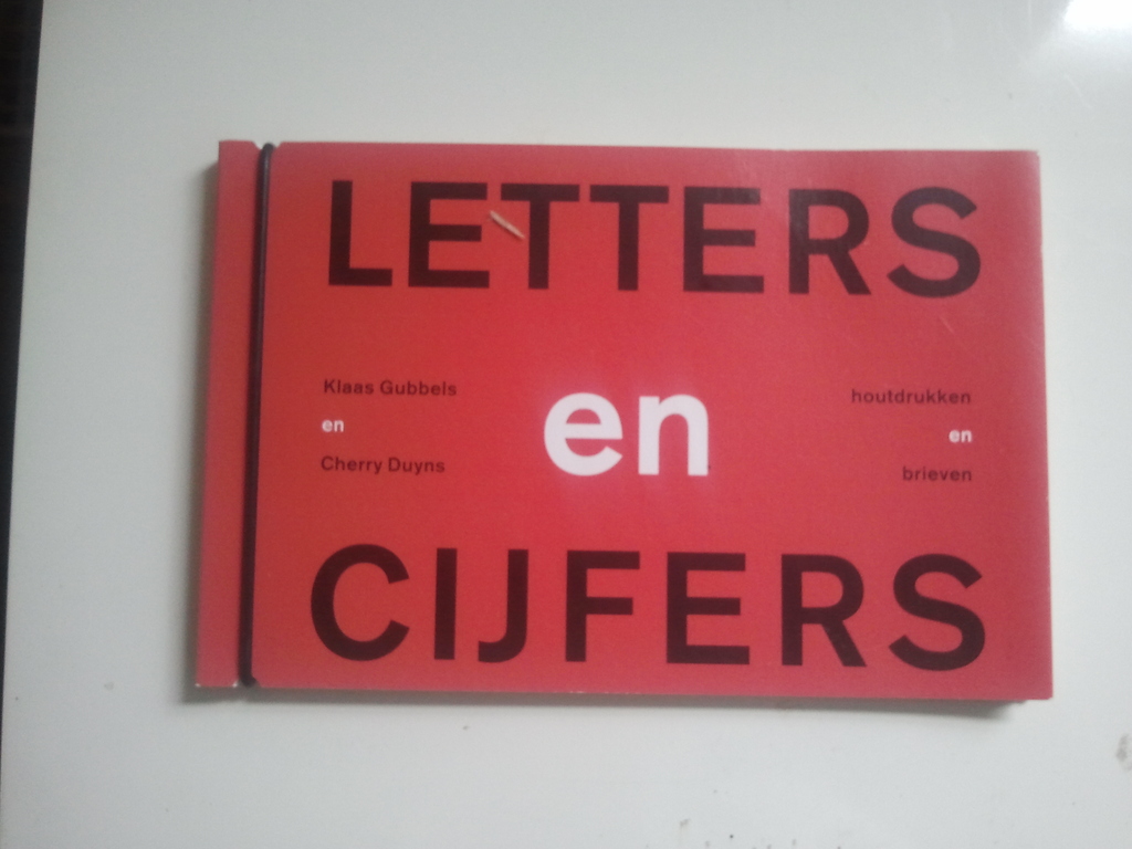 Klaas Gubbels: gesigneerd boekje kopen? Bied vanaf 1!