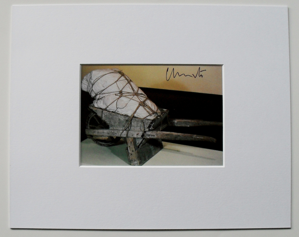 Christo - Package on Wheelbarrow -Project 1960 - handgesigneerd kopen? Bied vanaf 50!