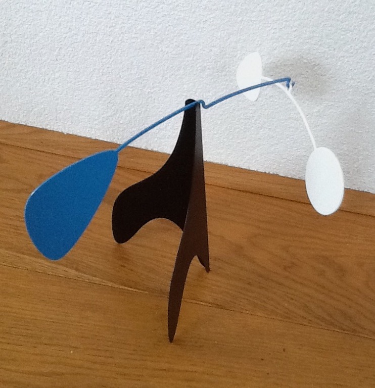 Alexander Calder (n) Mobile verkocht voor € 95!