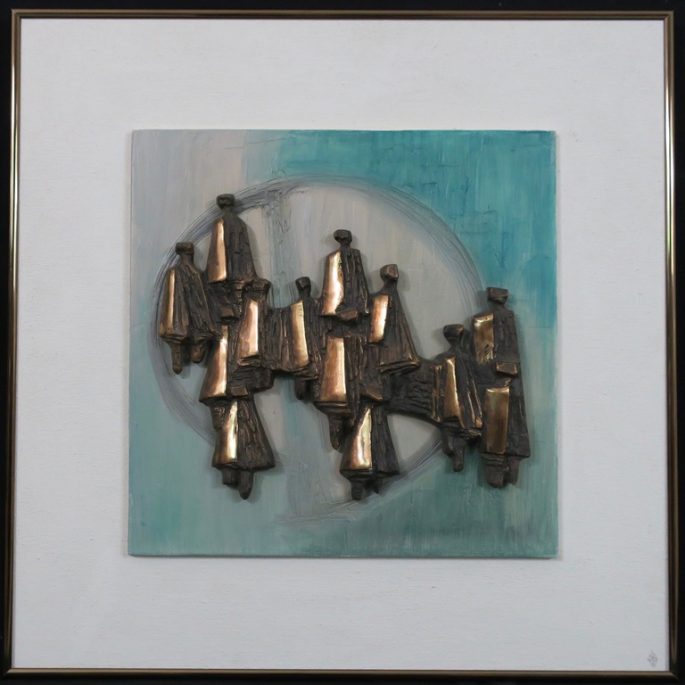 Judith Braun: Brons relief op beschilderde paneel, Figuren - Ingelijst verkocht voor € 100!