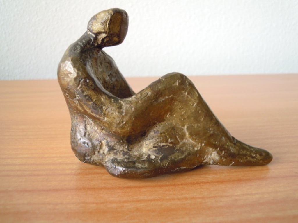 Zwaar massief bronzen beeldje mannelijk naakt 10 x 8 cm. kopen? Bied vanaf 45!