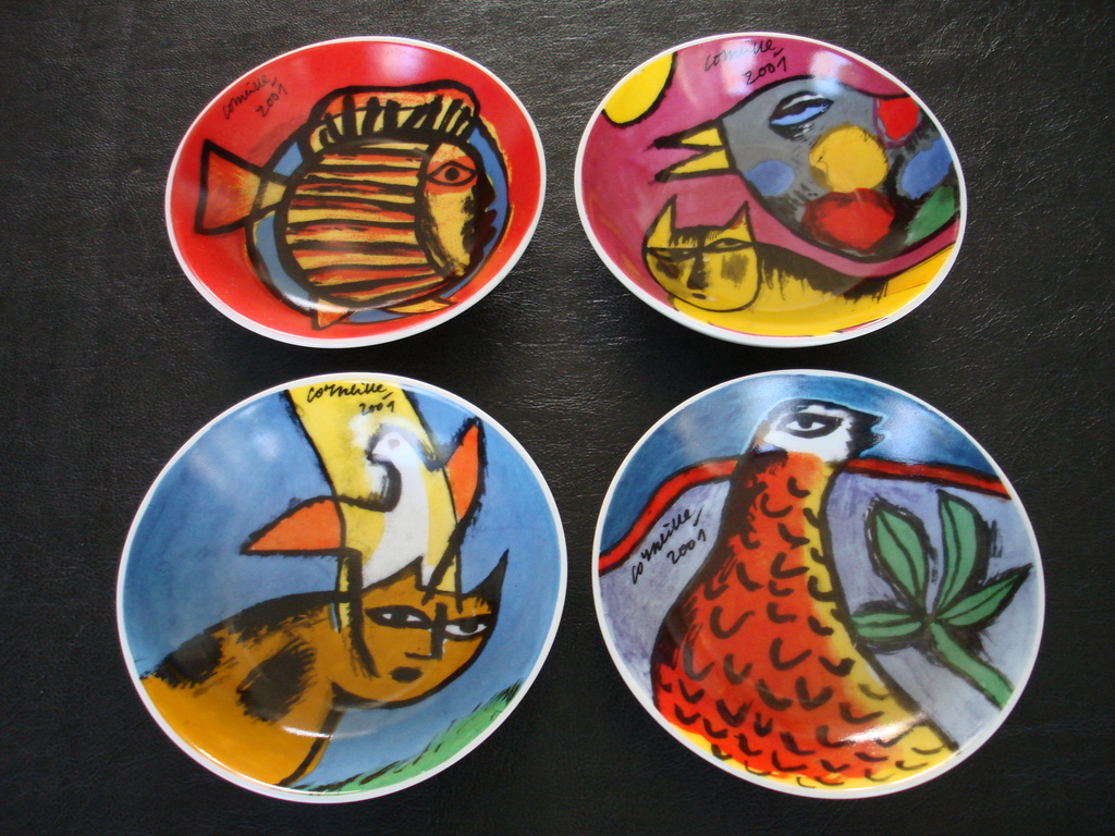 Corneille, vier schaaltjes kopen? Bied vanaf 20!