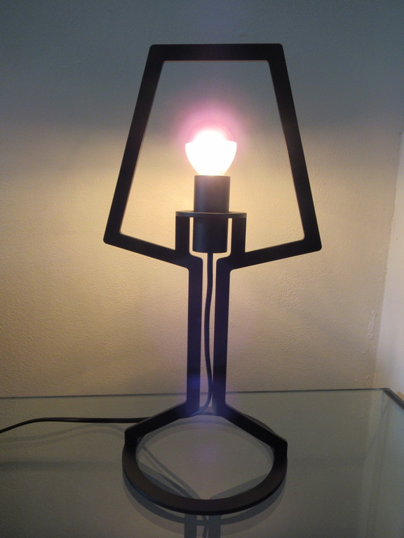 Peter van de Water, outline lamp  kopen? Bied vanaf 50!