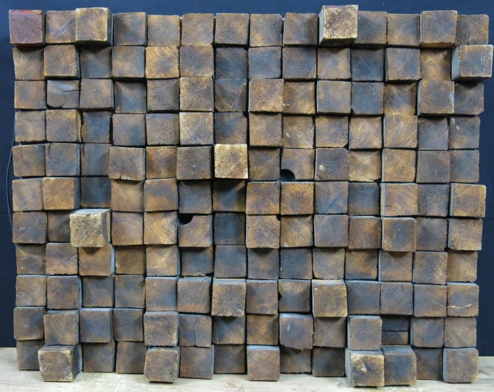 Hedda Buijs: Houtrelief, Zonder titel verkocht voor € 327!