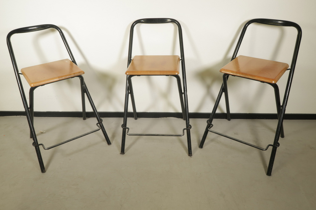 3 Fiam 'Bitter 162' krukken ontworpen door Francesco Favagrossa kopen? Bied vanaf 1!