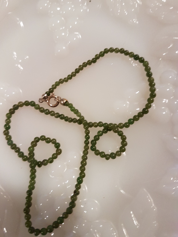 Jade ketting kopen? Bied vanaf 5!