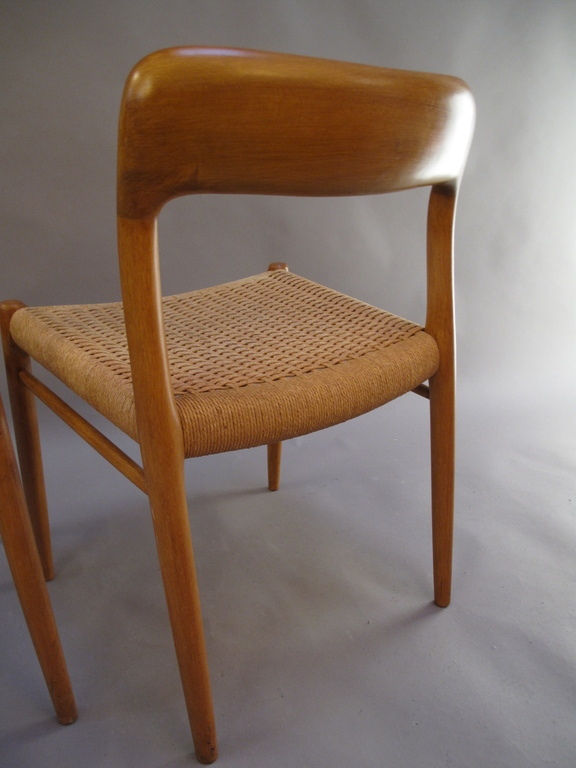 Niels Otto MÃ¸ller voor J.L. MÃ¸llers - Set van vier Model 75 stoelen kopen? Bied vanaf 400!
