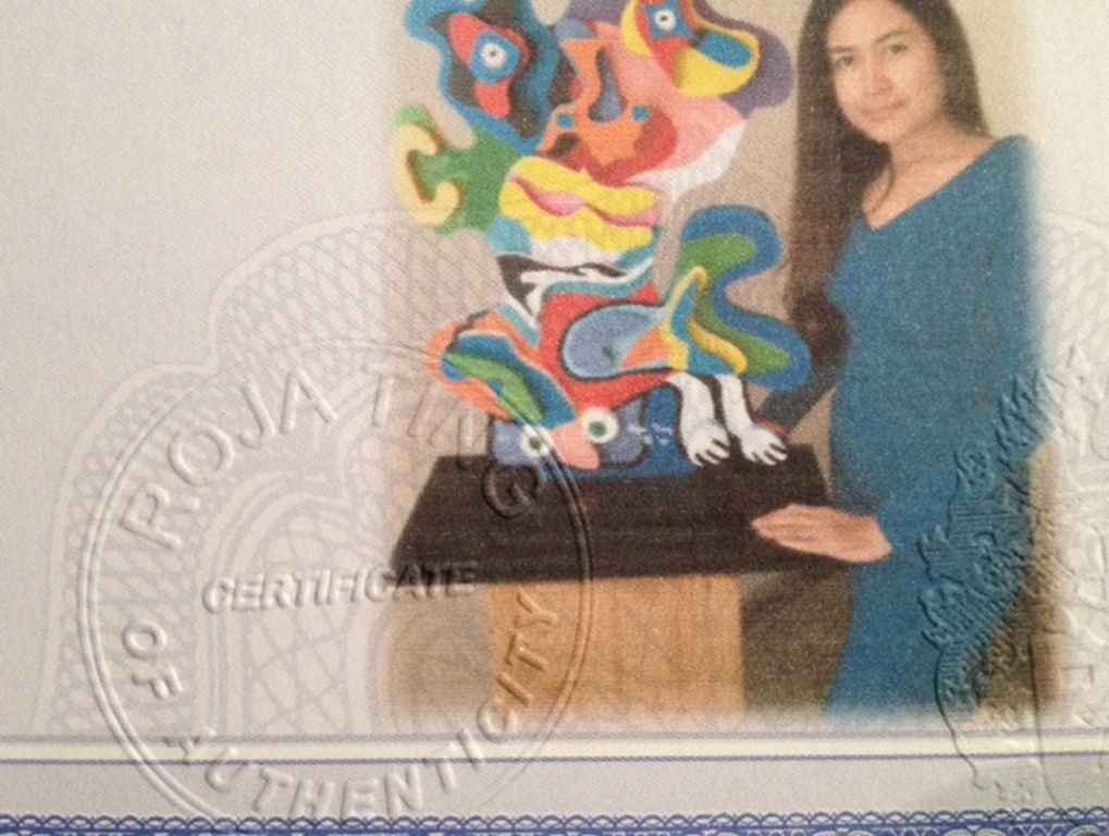 Roja Ting, 3 D sculptuur op voet inc.perspex box en certificaat. Zeer kleurrijk kopen? Bied vanaf 1250!