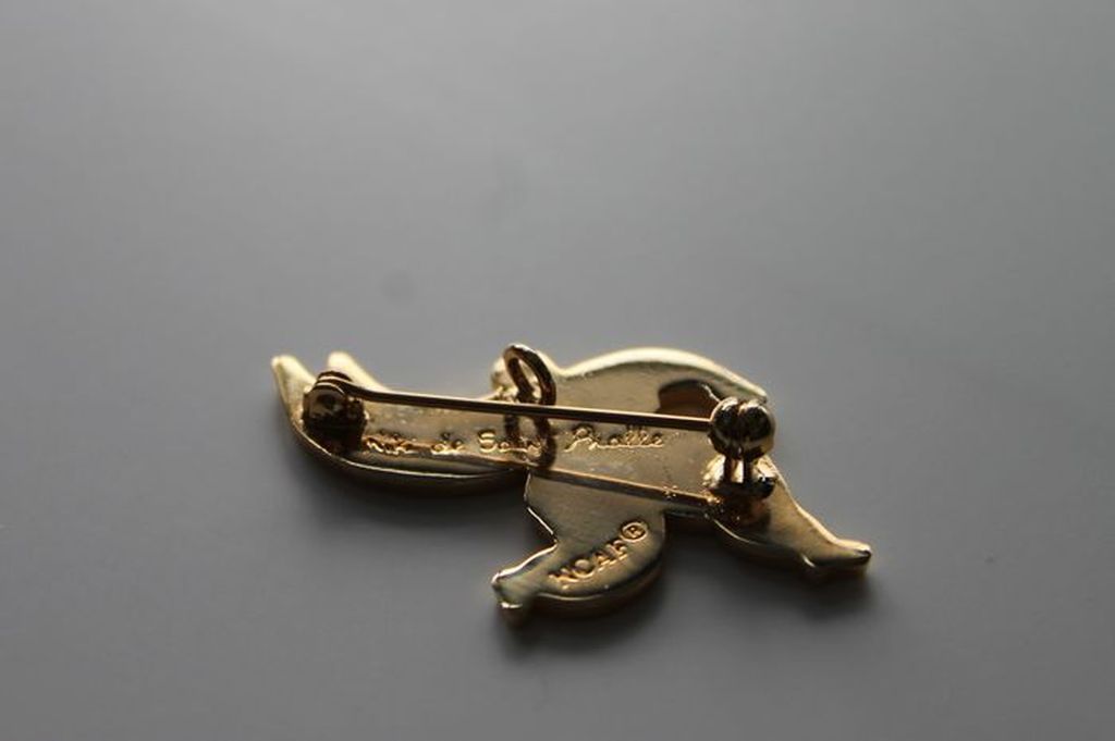Niki de Saint Phalle - Mi-Femme Mi-Ange - Broche/Hanger kopen? Bied vanaf 100!