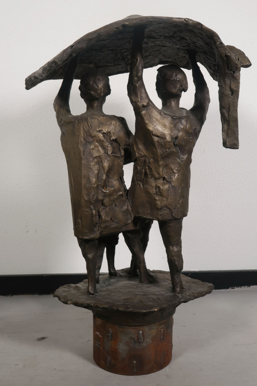 Hein Vree: Groot Bronzen (buiten) beeld, Schuilen onder de jas kopen? Bied vanaf 500!