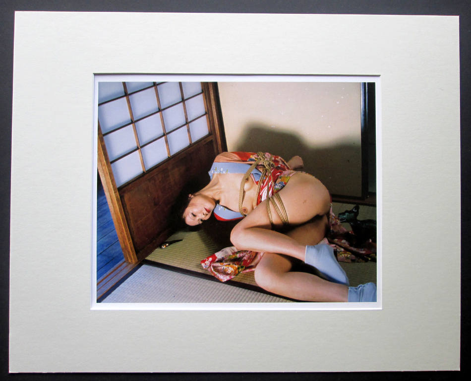 Nobuyoshi Araki - Limited Edition Bondage Photo XXL Nude - Kinbaku verkocht voor € 59!