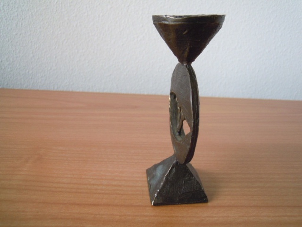 CORRY AMMERLAAN bronzen beeldje / kandelaar 12,5 cm hoog. kopen? Bied vanaf 35!