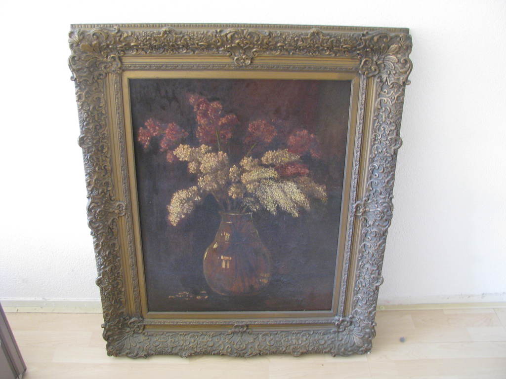 Seringen in vaas op tafel,  kopen? Bied vanaf 500!