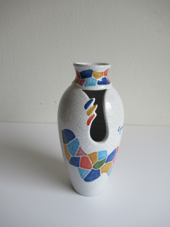 Serran Ventura: keramieke vaas naar ontwerp Gaudi kopen? Bied vanaf 1!
