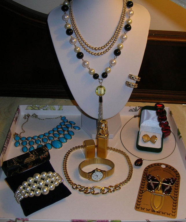 Lot vintage sieraden Donnissima 02 kopen? Bied vanaf 29!