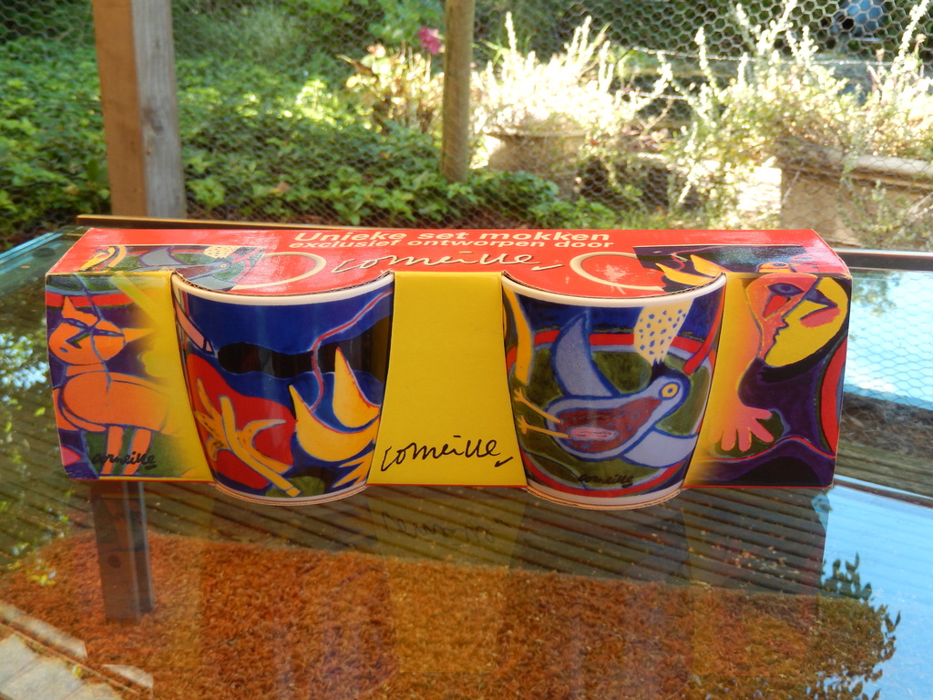 Corneille, 8 grote mokken kopen? Bied vanaf 50!