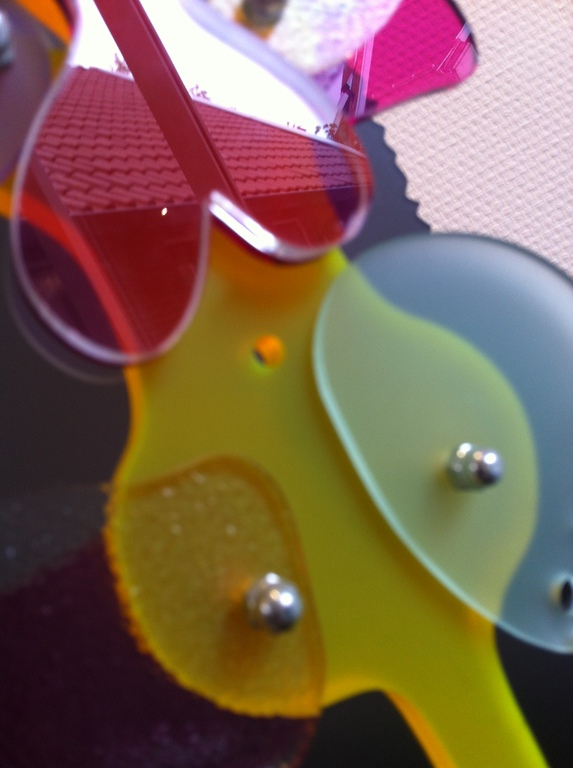 AD VAN HASSEL DE DANS plexiglas pop art sculptuur kopen? Bied vanaf 1!