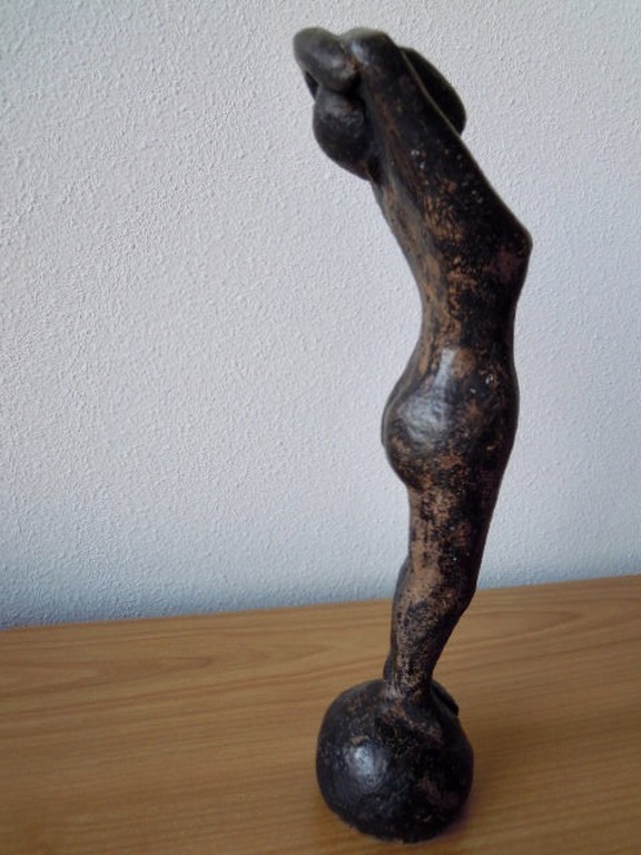 Hand gemaakt beeld vrouwelijk naakt - 36 cm hoog.   kopen? Bied vanaf 25!