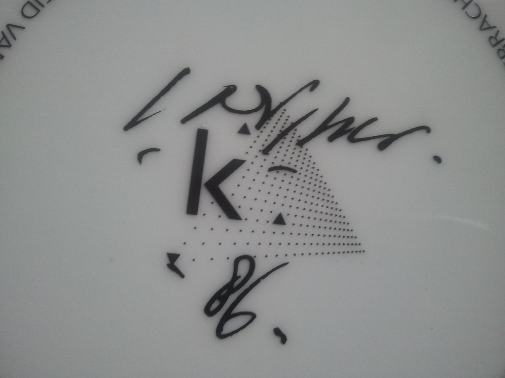 Carel Visser; Servies kopen? Bied vanaf 1!