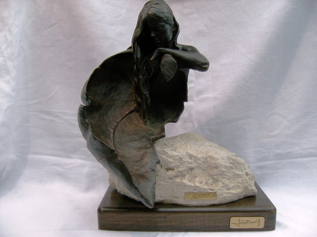 Josep Bofill: Bronzen beeld  verkocht voor € 175!