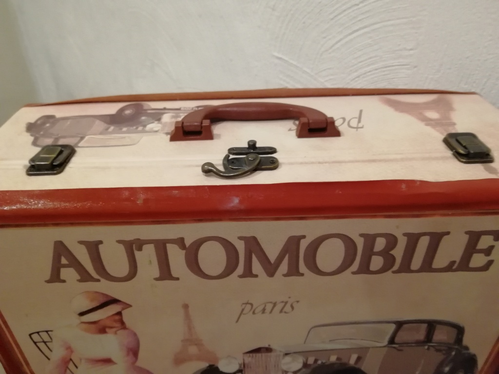 oude reiskoffer met auto design - jaren 1960 - Frankrijk kopen? Bied vanaf 1!