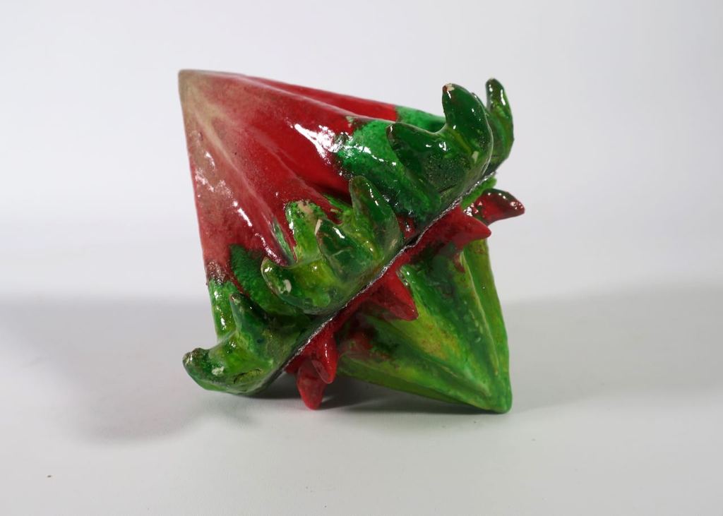 Margreet Hajee: Geglazuurd Keramiek, Carniflora kopen? Bied vanaf 1!