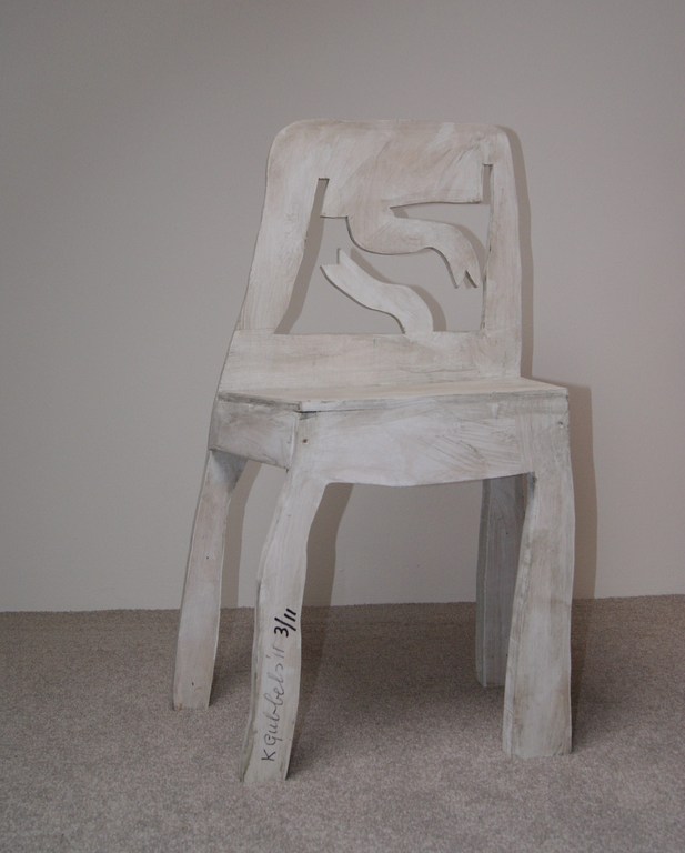 Klaas Gubbels grote houten stoel uit 2011. kopen? Bied vanaf 650!