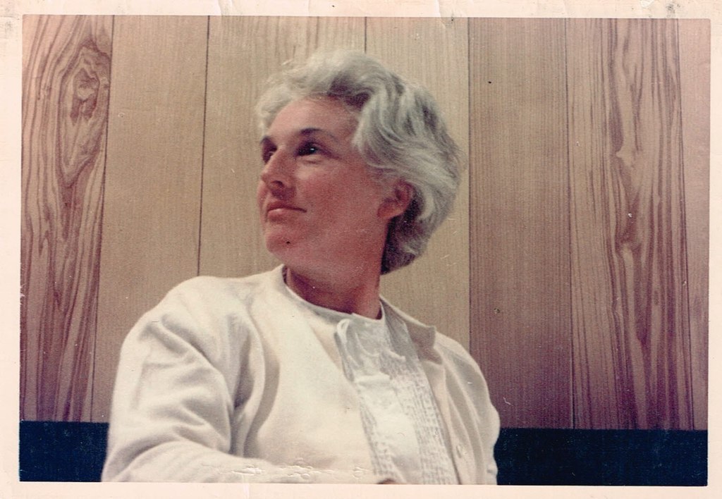 Stenen beeld (Infinity) van de recentelijk overleden kunstenares Mette Bauer kopen? Bied vanaf 40!