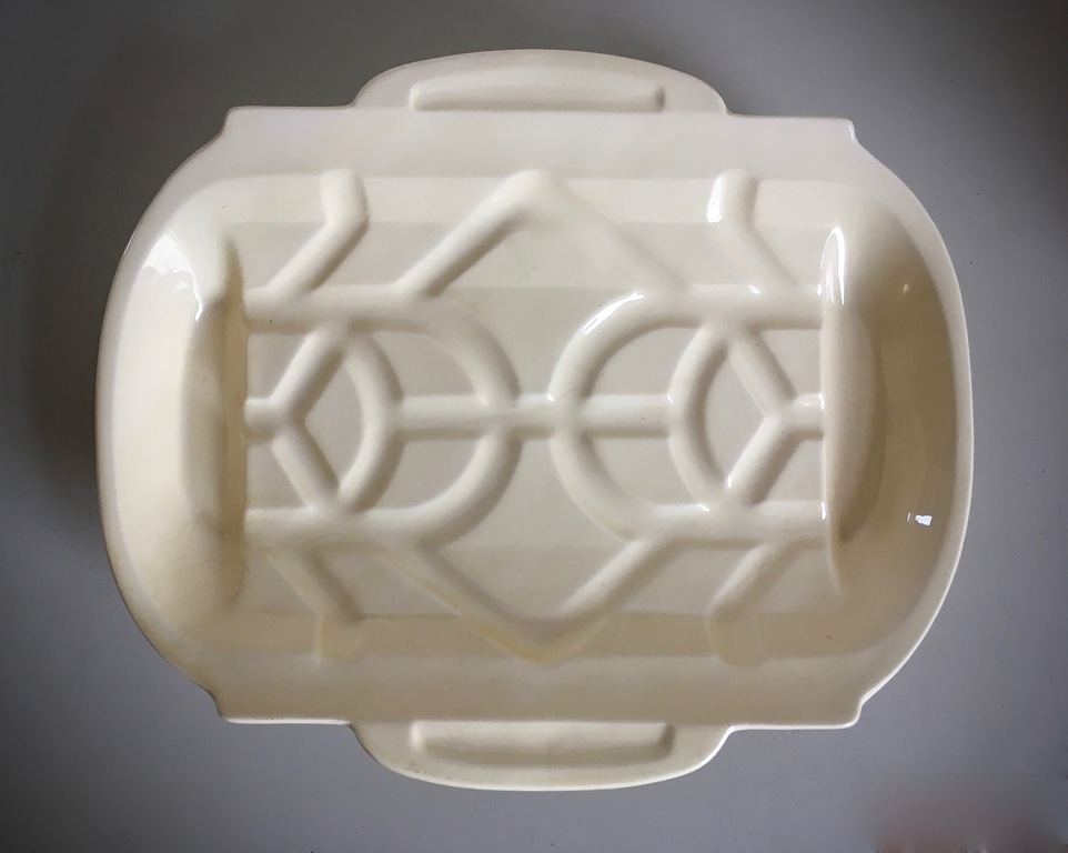  Societe Ceramique Maestricht - Art deco schaal met modernistisch decor  kopen? Bied vanaf 19!