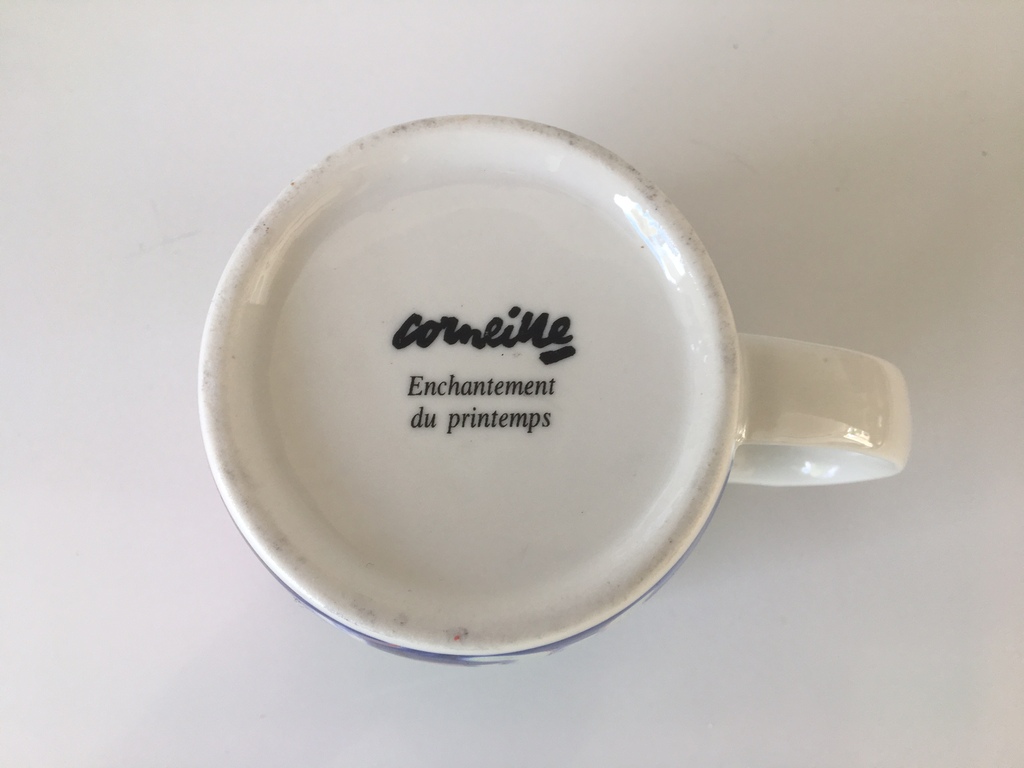 Corneille - twee porseleinen koffiemokken kopen? Bied vanaf 1!