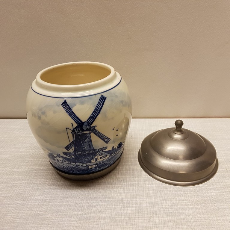 Tabakspot Molen Delft's met tinnen deksel kopen? Bied vanaf 1!