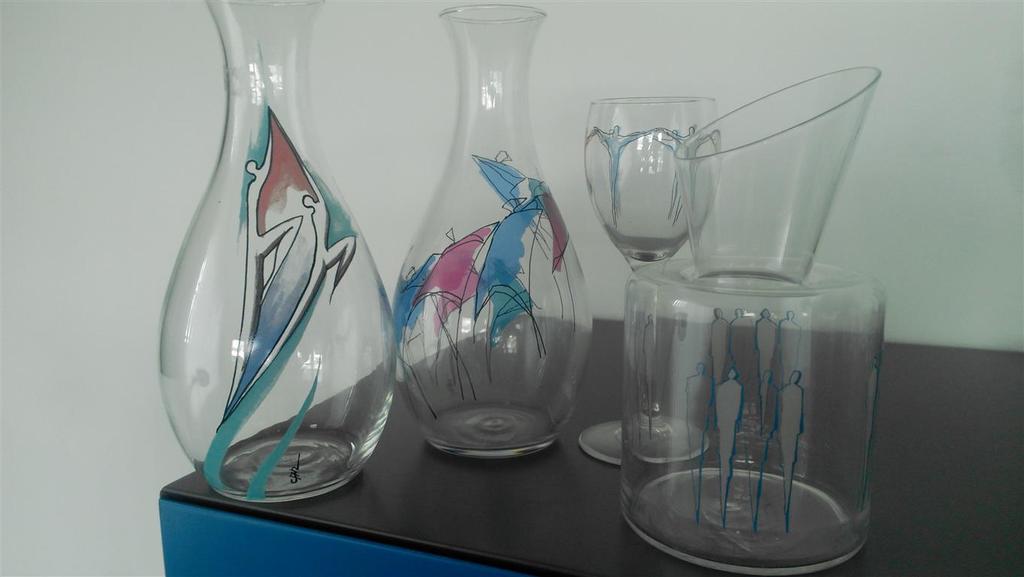 Corry Ammerlaan van Niekerk CAN 3 karaffen en 2 wijnglazen kopen? Bied vanaf 12!