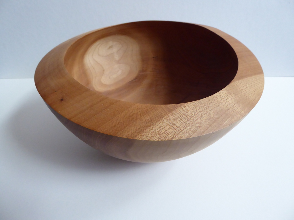 Erik P. Vos, houten schaal, prunus kopen? Bied vanaf 22!