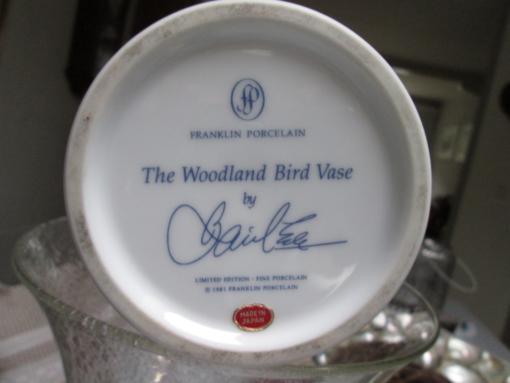 The Woodland Bird Vase by BASIL EDE kopen? Bied vanaf 1!