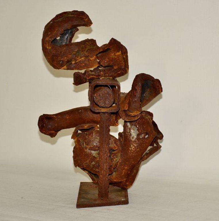 Beeld van ijzerkunstenaar Theo Niermeijer verkocht voor € 250!