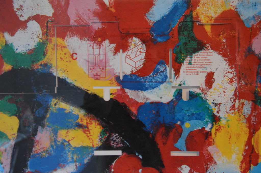 Jan Cremer: Zeefdruk op postpakketjes - Z.T. - ingelijst - GROOT kopen? Bied vanaf 199!