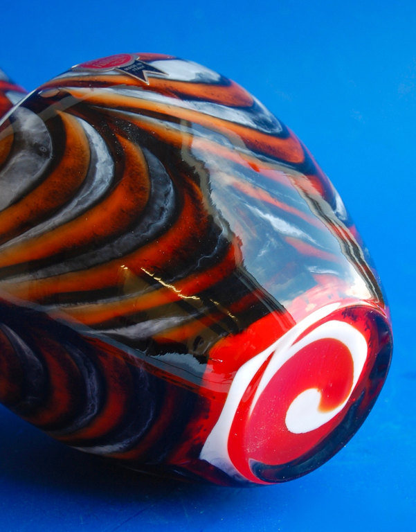 Grote polychrome Italiaanse Opaline Empoli vaas door VB Vetreria di Borgonovo kopen? Bied vanaf 1!